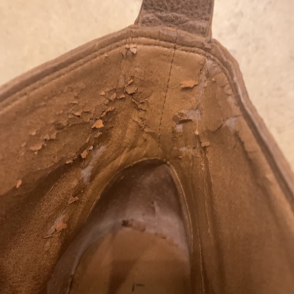 Lucky brand burnish toe leather extreme distress boots. Gals who get it get it! - Picture 6 of 11